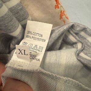 Cute shirt with hood